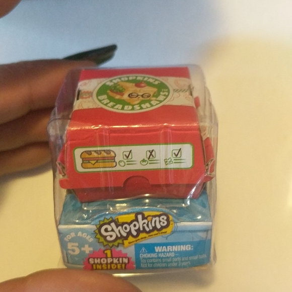 Shopkins Family Mini Packs - Picture 6 of 7
